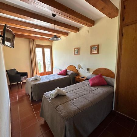Hostal Centre Del Montsec Llimiana المظهر الخارجي الصورة